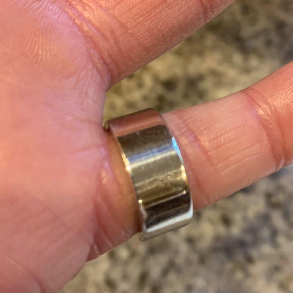 Gucci- .925 Anniversary Ring - Picture 3 of 8